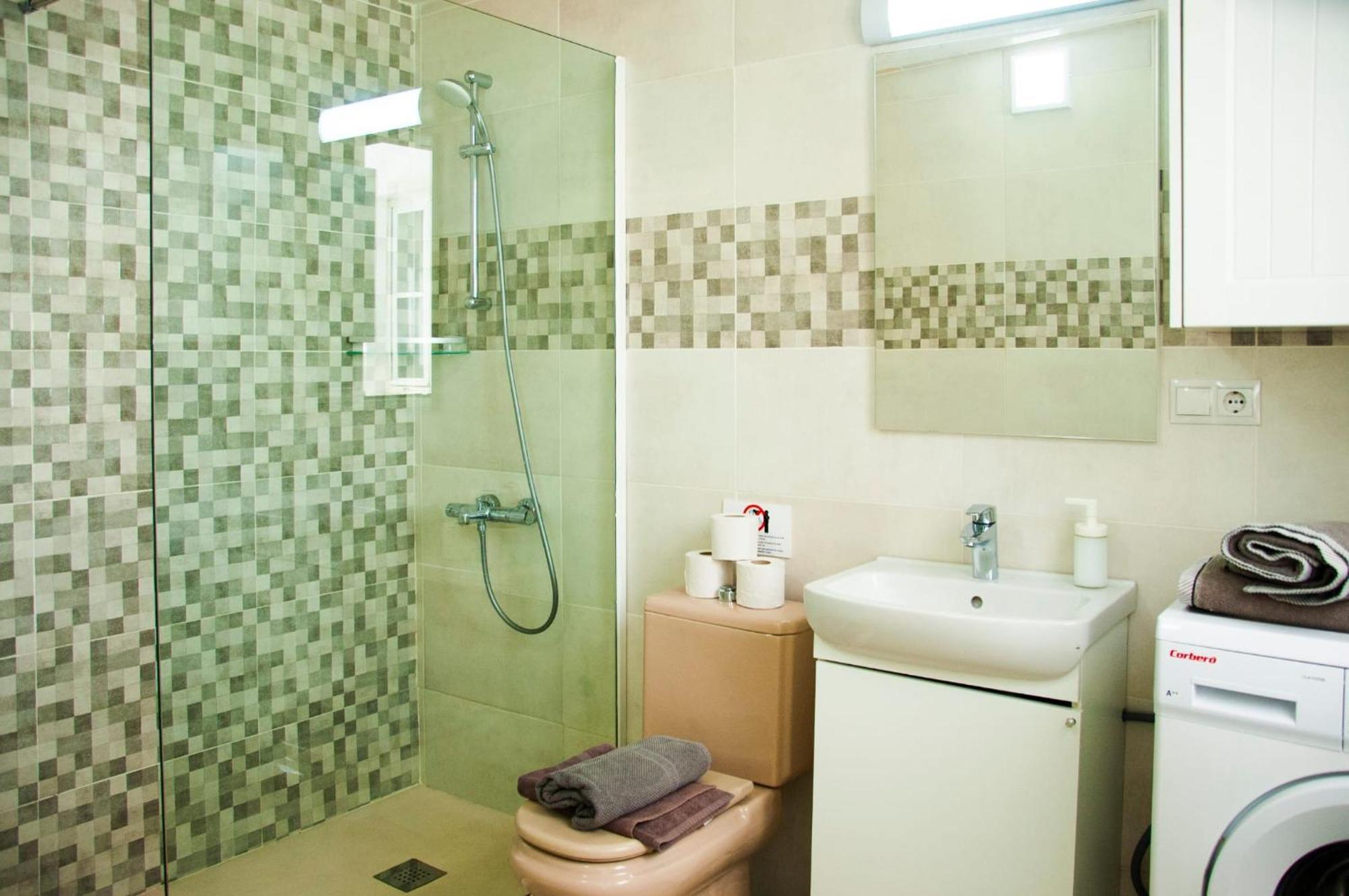 Atico Surf Apartament *